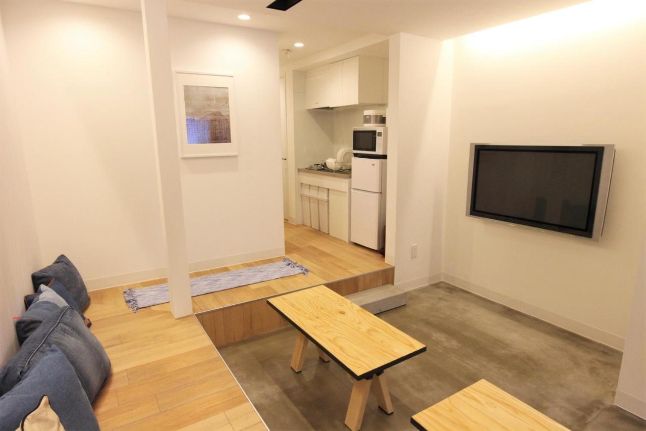 Sekai Hotel Nishikujyo Ōsaka Extérieur photo