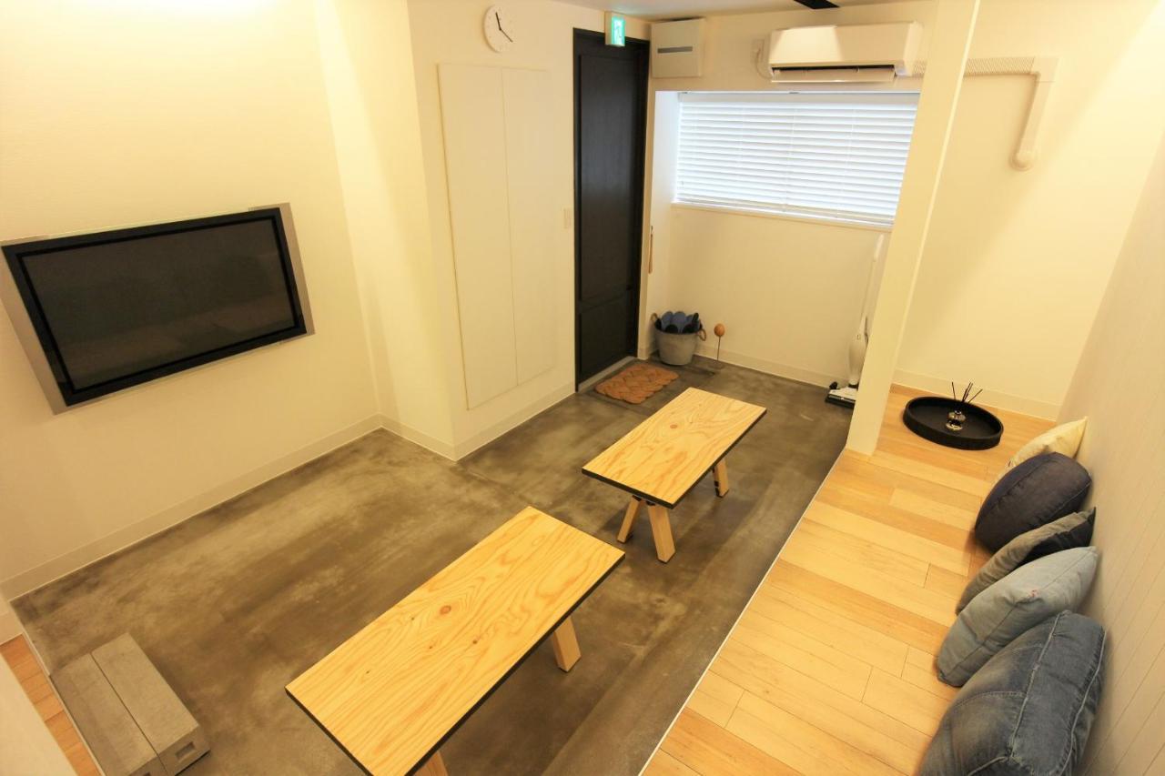 Sekai Hotel Nishikujyo Ōsaka Extérieur photo