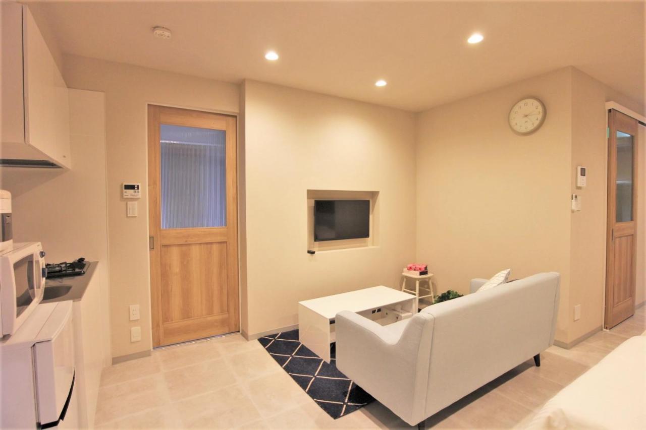 Sekai Hotel Nishikujyo Ōsaka Extérieur photo